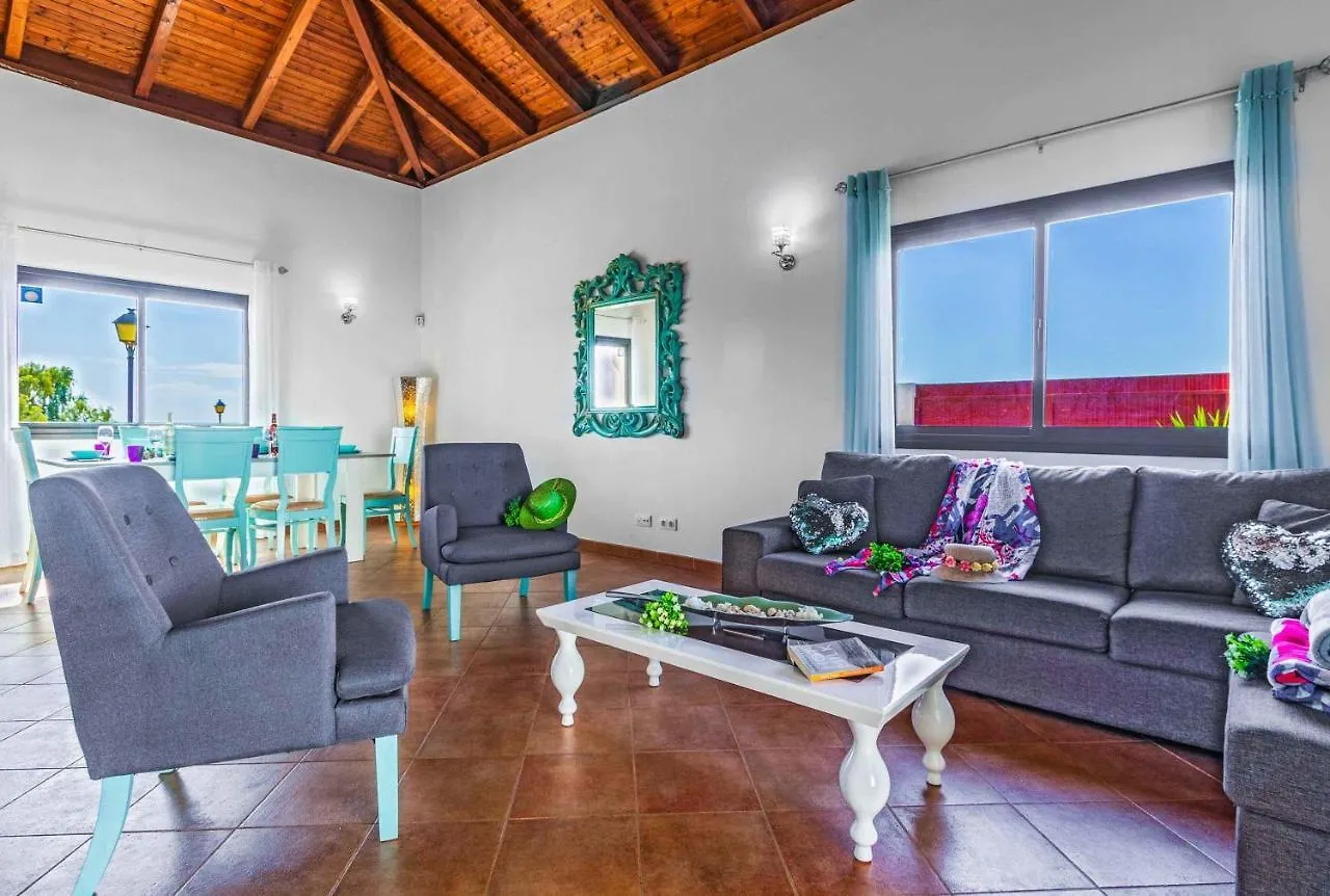 Villa Laurita 科斯塔卡莱塔 0*,